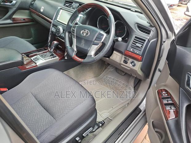Toyota Mark X 2012 Gray