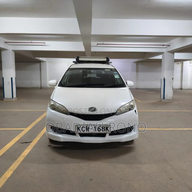 Toyota Wish 2013 White