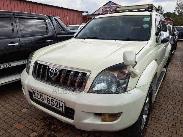 Toyota Land Cruiser Prado 2009 White