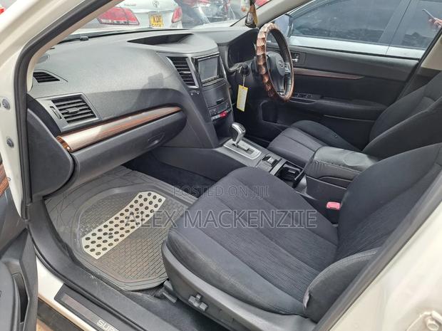Subaru Outback 2015 White