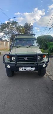 Toyota Land Cruiser 2006 Green for sale