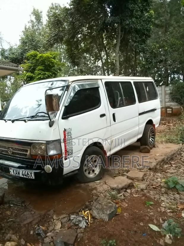 Toyota Grand HiAce 1999 White