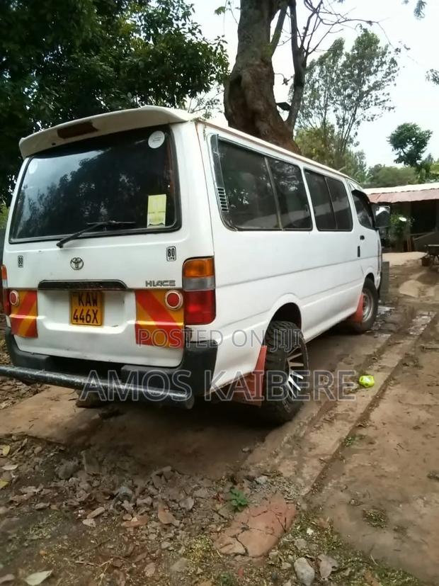 Toyota Grand HiAce 1999 White