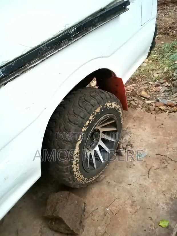 Toyota Grand HiAce 1999 White