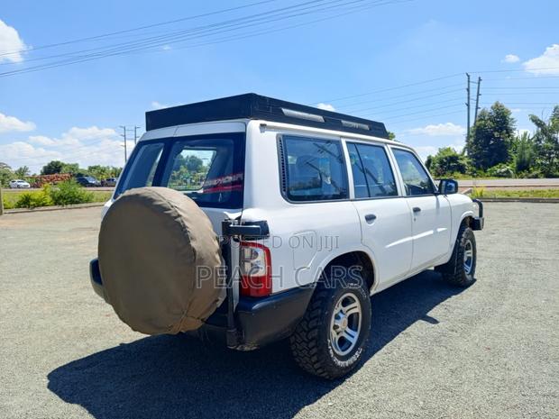Nissan Patrol 2003 White