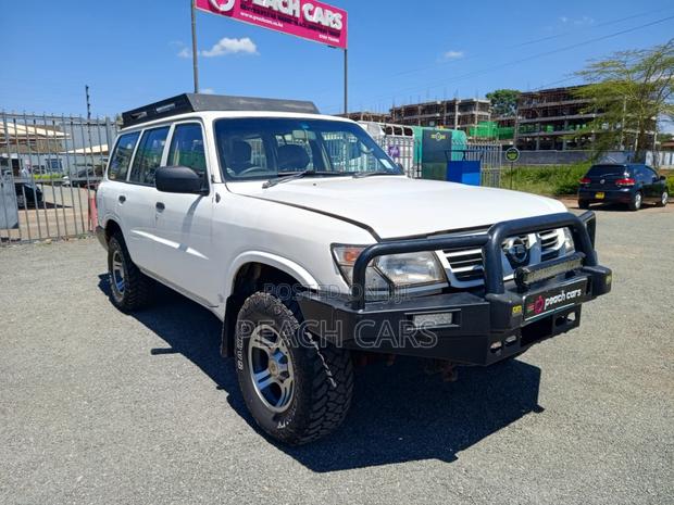 Nissan Patrol 2003 White