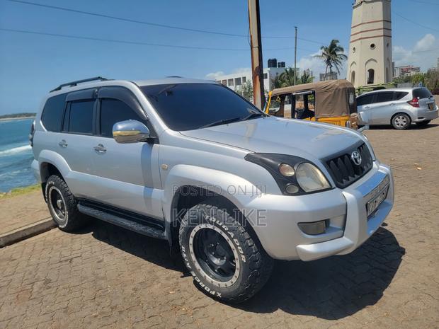 Toyota Land Cruiser Prado 2007 Silver