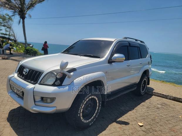 Toyota Land Cruiser Prado 2007 Silver