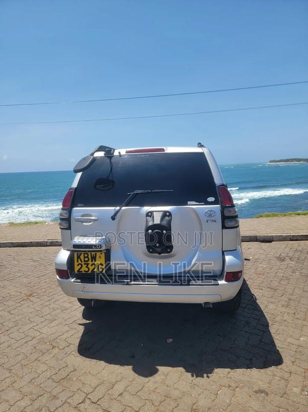 Toyota Land Cruiser Prado 2007 Silver