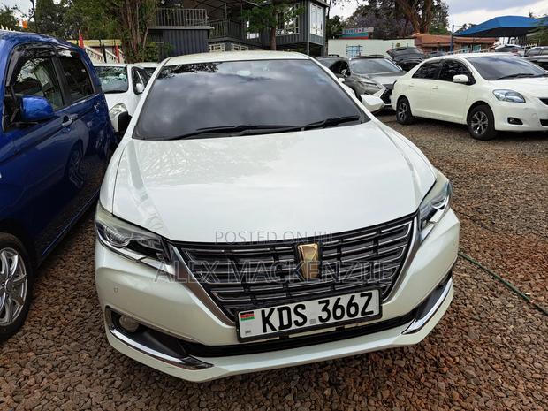 Toyota Premio 2018 White