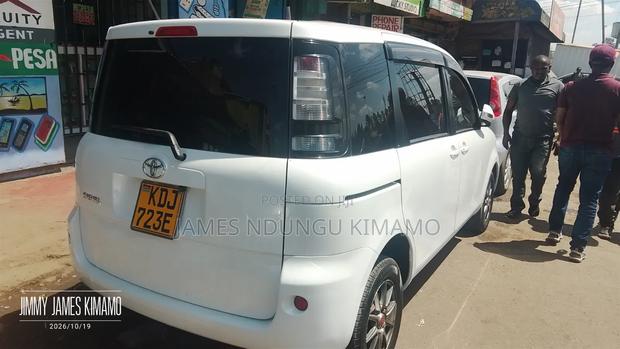 Toyota Sienta 2015 Pearl