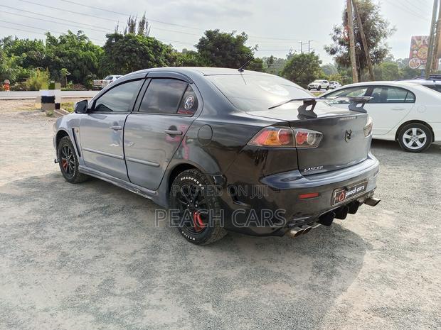 Mitsubishi Lancer 2010 Gray