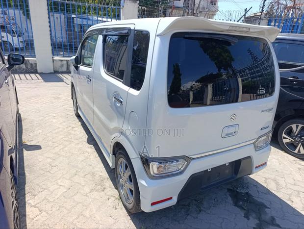 Suzuki Wagon R 660 Hybrid FWD 2019 Pearl