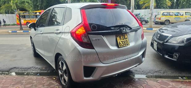 Honda Fit 2016 Silver