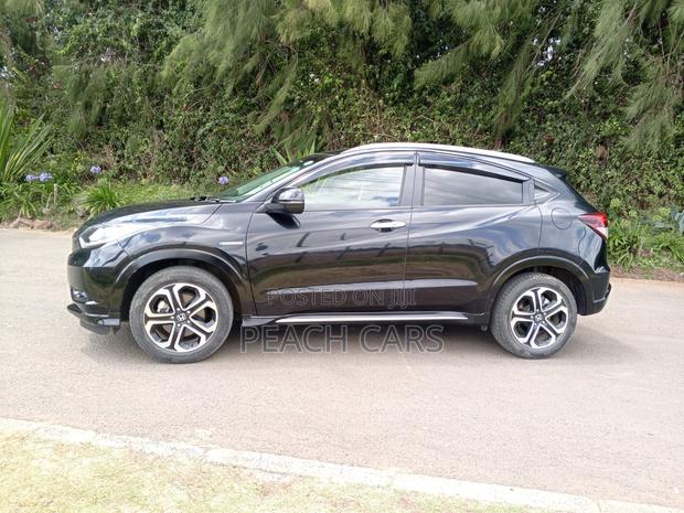 Honda Vezel 2018 Black