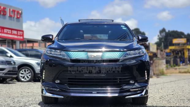 Toyota Harrier 2.0 4WD 2019 Black