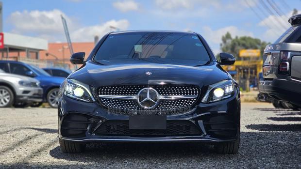 Mercedes-Benz C200 2020 Black