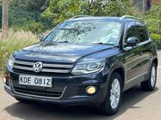 Volkswagen Tiguan R-Line 4dr SUV (2.0L 4cyl Turbo 6A) 2015 Black for sale