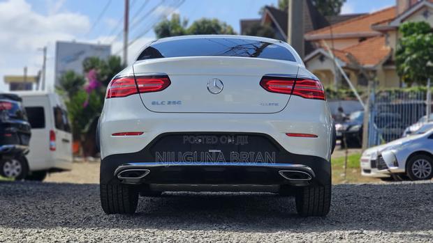 Mercedes-Benz GLC-Class 2019 White