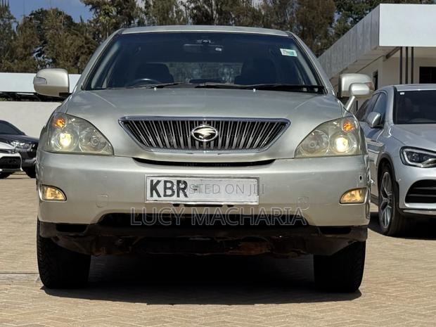 Toyota Harrier 2005 Silver