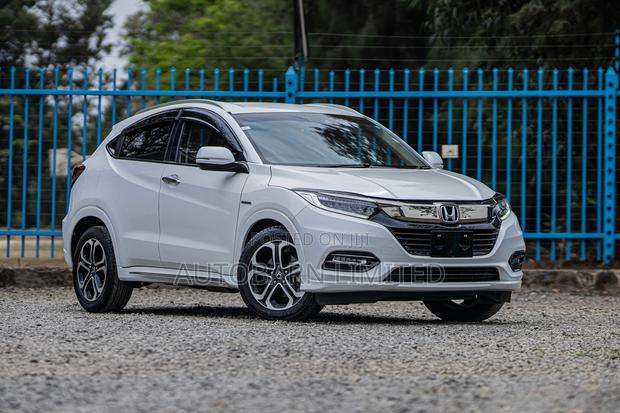 Honda Vezel 1.5 Hybrid 2WD 2019 Pearl