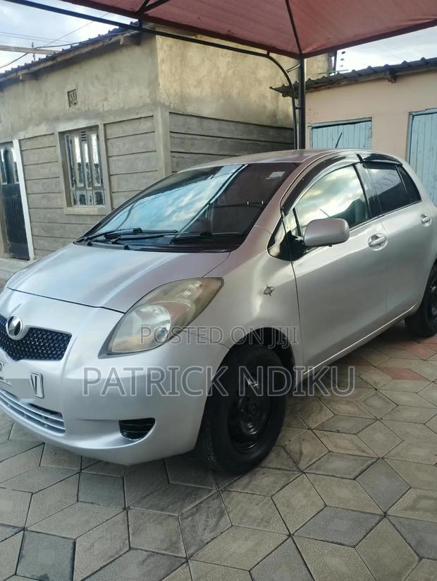 Toyota Vitz 1.0 FWD 5dr 2007 Silver