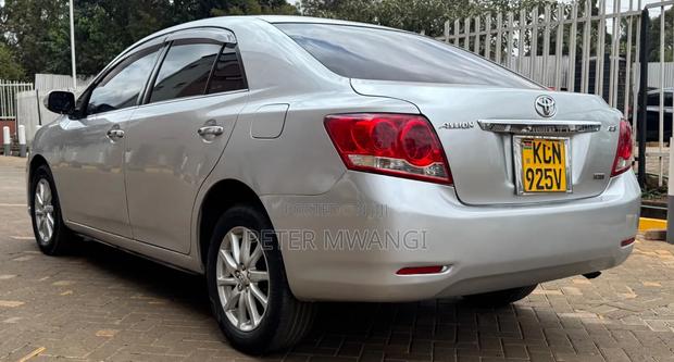 Toyota Allion 2011 Silver