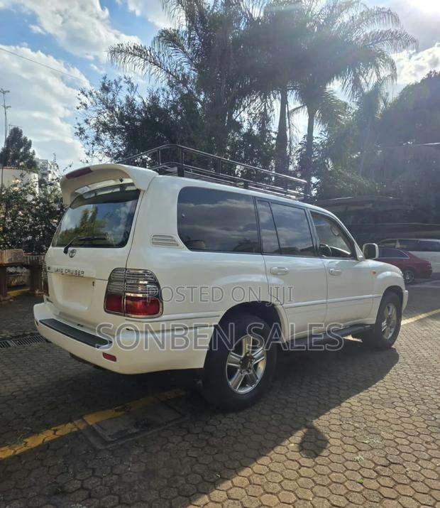 Toyota Land Cruiser 100 VX 4.7 V8 2005 White