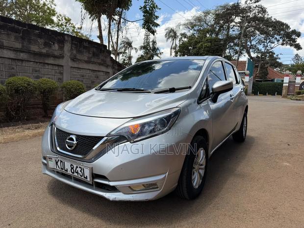 Nissan Note 2016 Silver