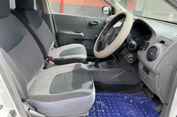 Nissan Advan 2009 White