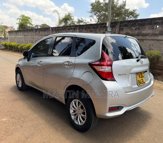 Nissan Note 2016 Silver