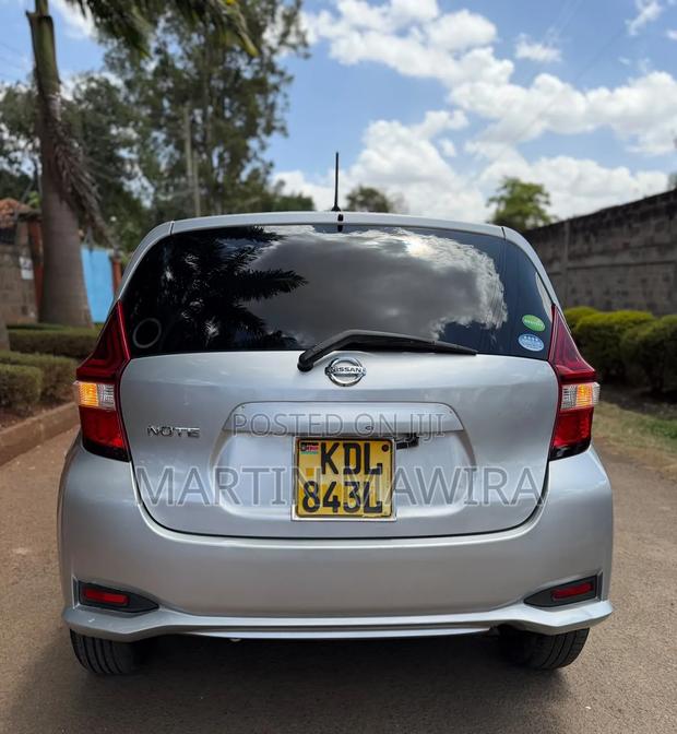 Nissan Note 2016 Silver