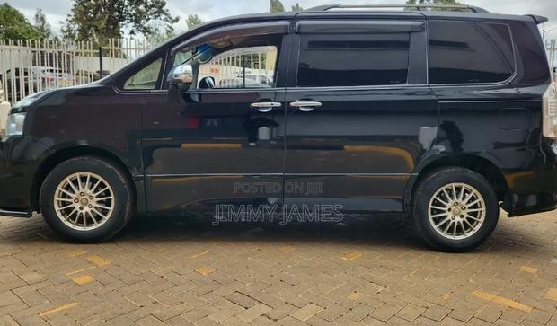 Toyota Voxy 2008 Black