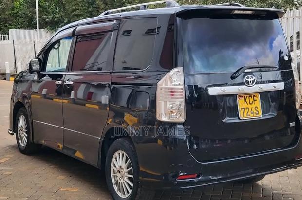 Toyota Voxy 2008 Black