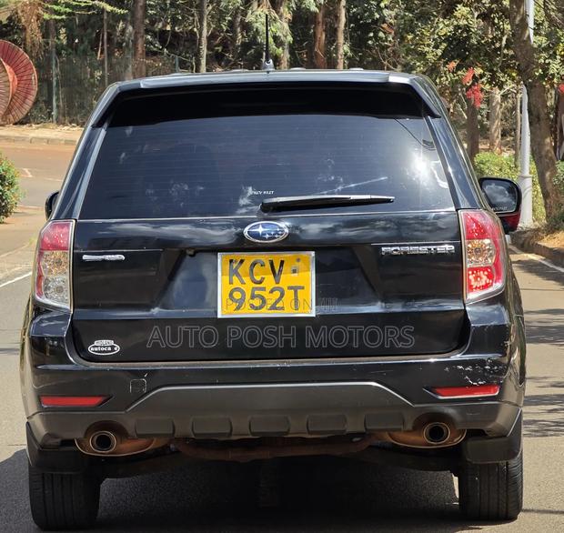 Subaru Forester 2012 Black