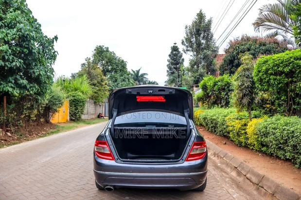 Mercedes-Benz C200 2007 Gray