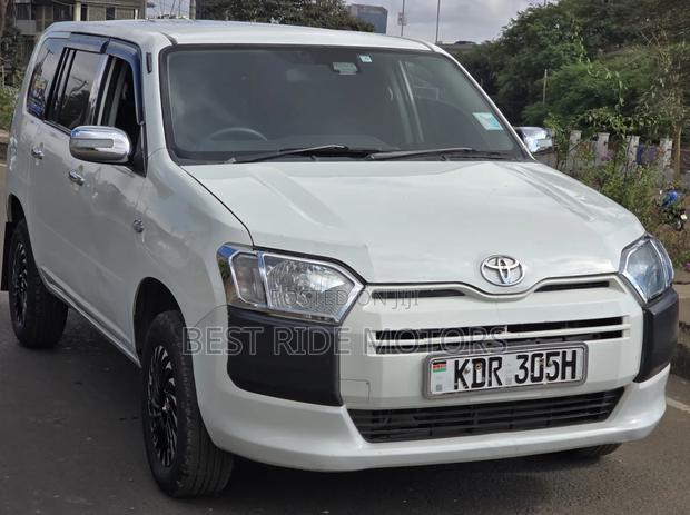 Toyota Succeed 2018 White