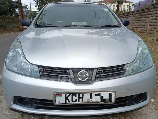 Nissan Wingroad 2009 Silver