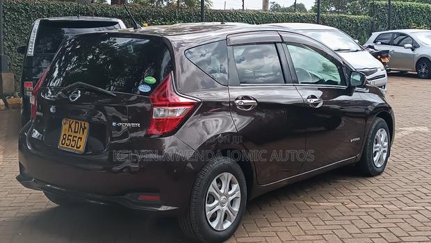 Nissan Note 2017 Burgundy