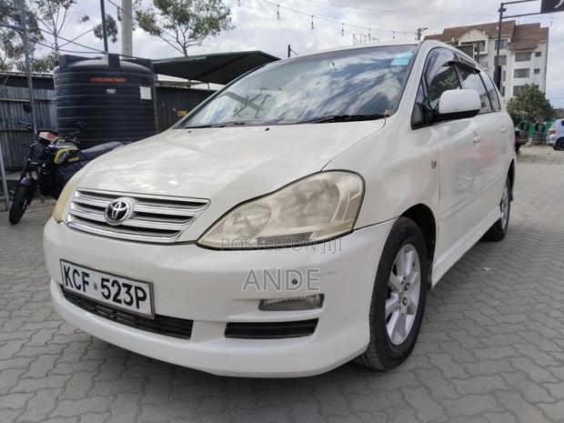 Toyota Ipsum 2009 Pearl
