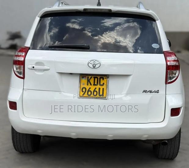Toyota RAV4 2014 Off white