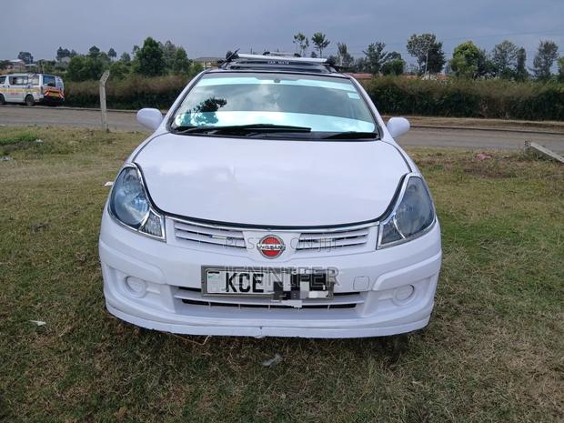 Nissan Advan 2008 White