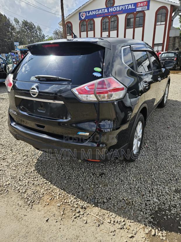 Nissan X-Trail 2.0 Hybrid FWD 2016 Black