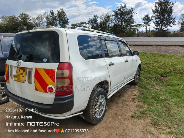 Toyota Succeed 2010 White