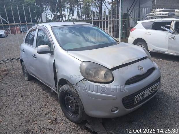 Nissan March 2013 Silver