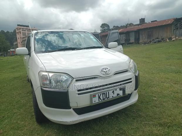 Toyota Probox 1.5 GL 4WD 2018 White