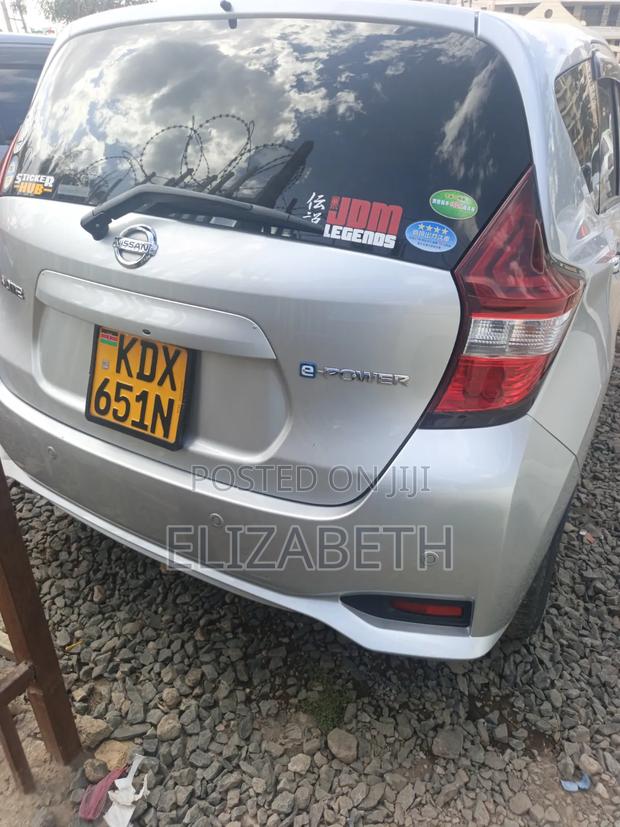 Nissan Note 2018 Silver