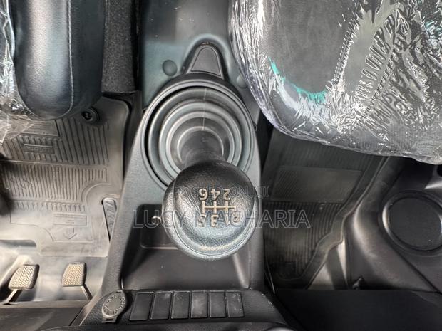 Toyota Hilux 2020 Gray