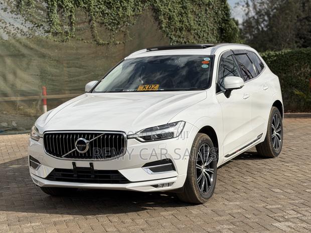 Volvo XC60 2018 White