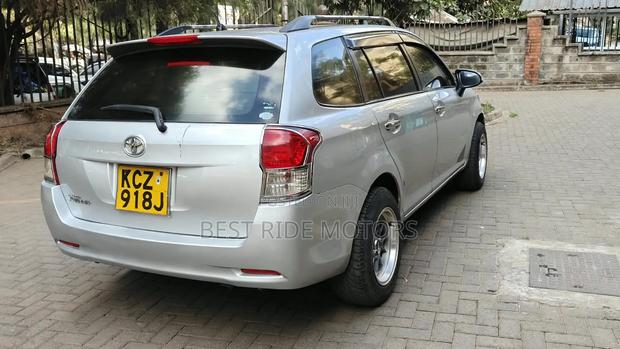 Toyota Corolla Fielder 2013 Silver